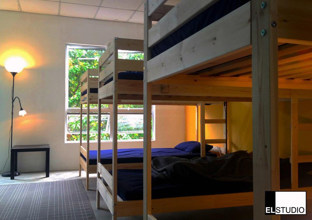 El Studio Hostel Langkawi Kuah Exteriör bild